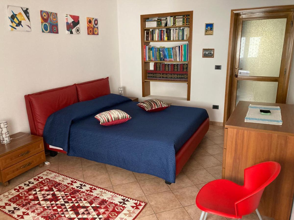 B&B Marsiglia Sassari Bagian luar foto